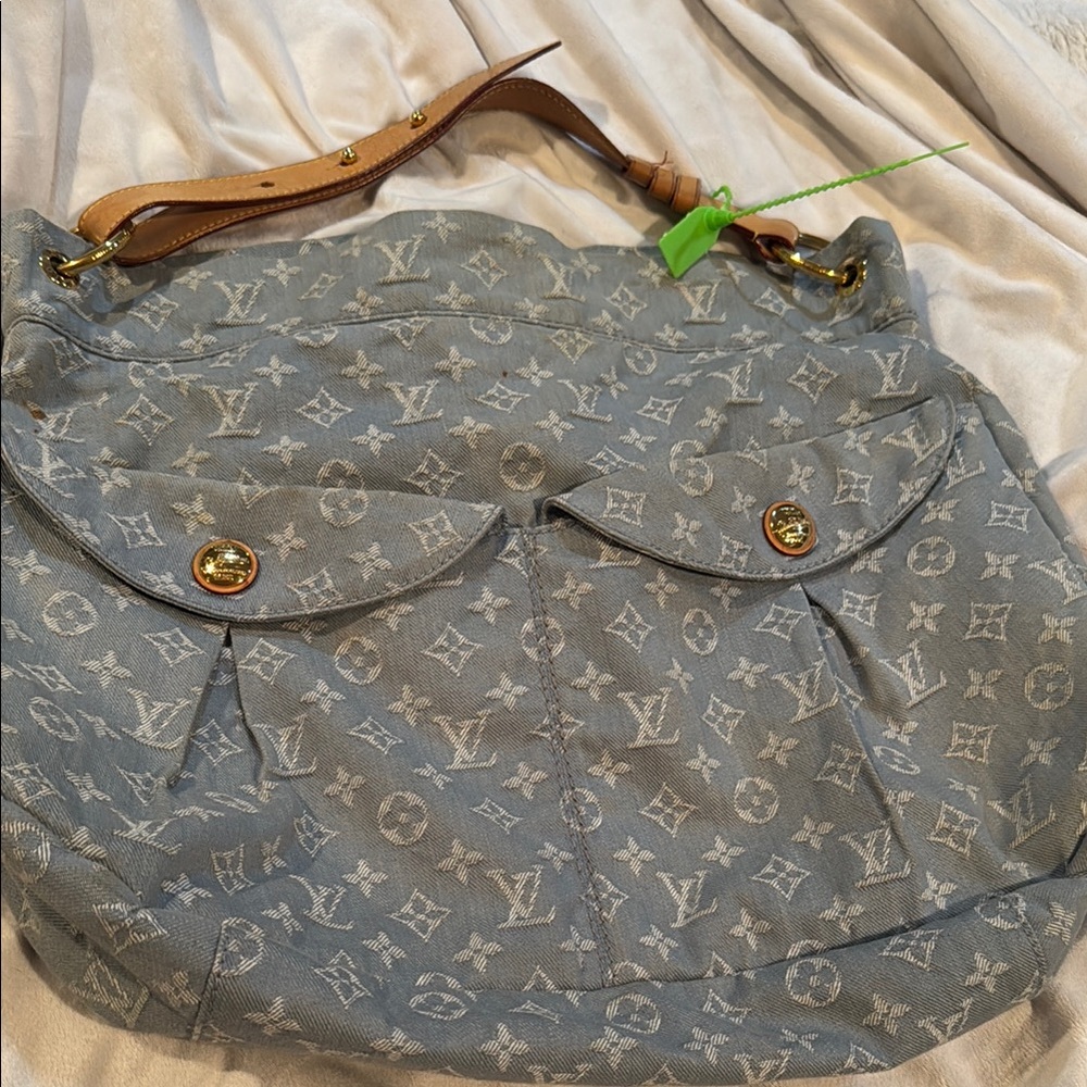 Louis Vuitton Monogram Denim Daily . Jean material. GM